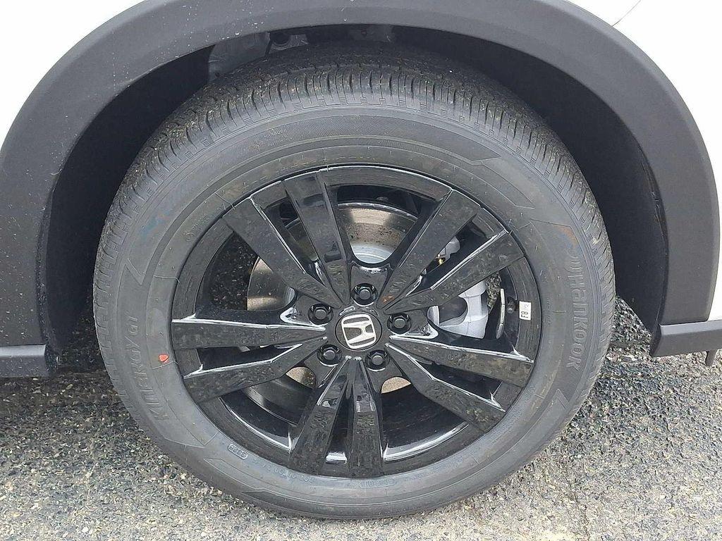 new 2026 Honda HR-V car, priced at $31,405