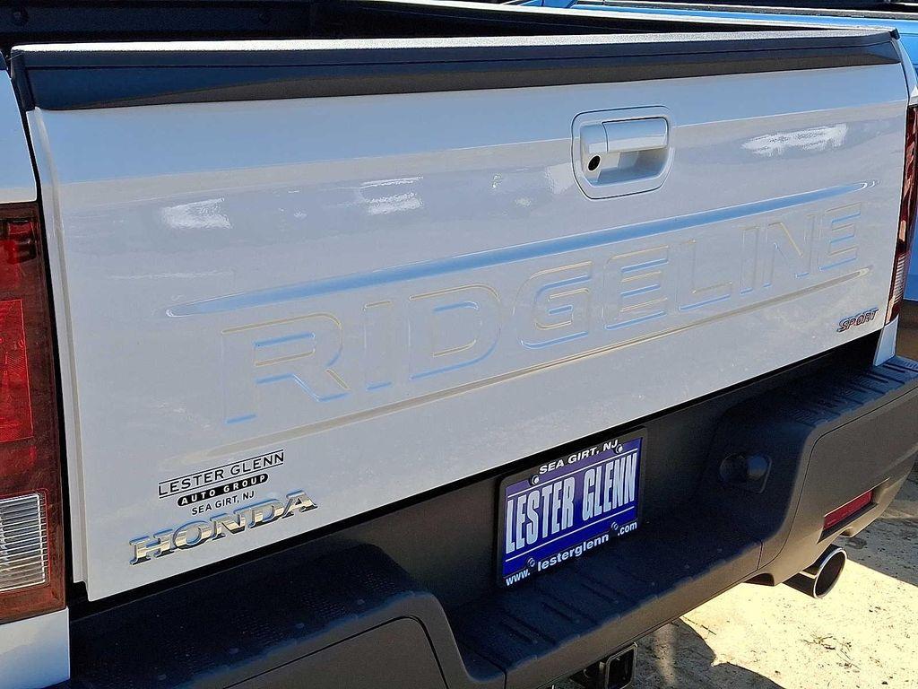 new 2025 Honda Ridgeline car, priced at $40,555
