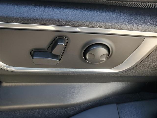 new 2025 Ram 1500 car, priced at $59,861