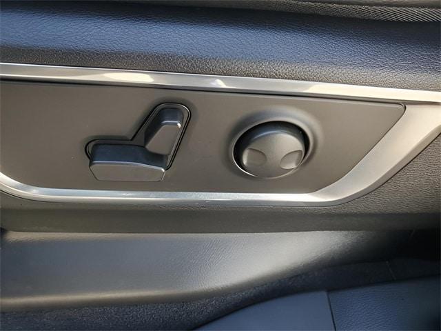 new 2025 Ram 1500 car, priced at $59,861