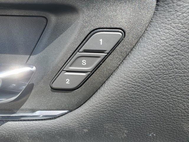 new 2025 Ram 1500 car, priced at $59,861