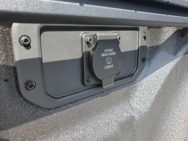 new 2025 Ram 1500 car, priced at $59,861
