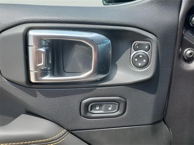 new 2025 Jeep Wrangler car, priced at $54,840