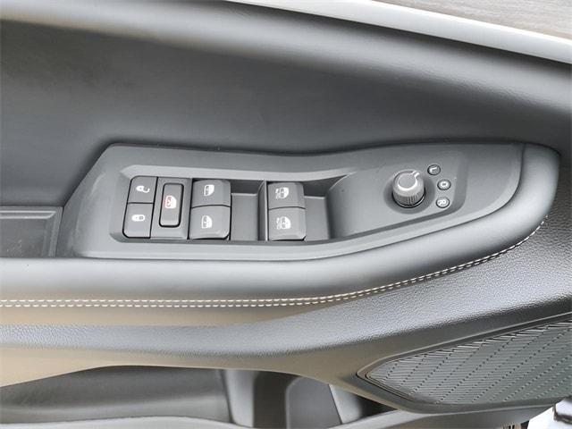 new 2025 Jeep Grand Cherokee L car, priced at $49,042