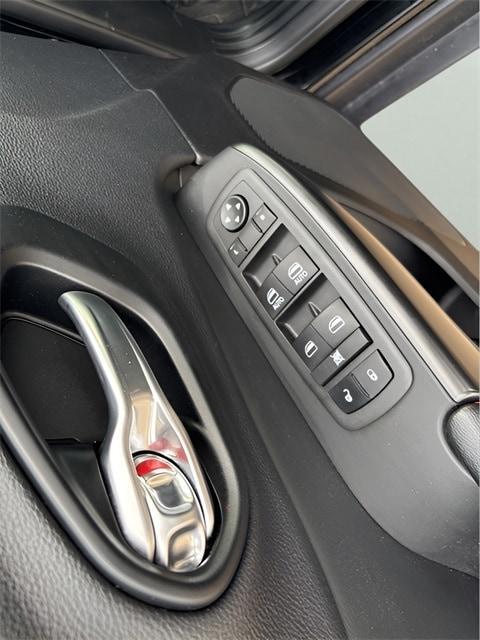 used 2022 Jeep Cherokee car, priced at $27,000