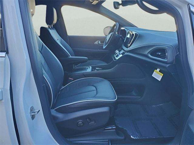 new 2026 Chrysler Pacifica car, priced at $51,950
