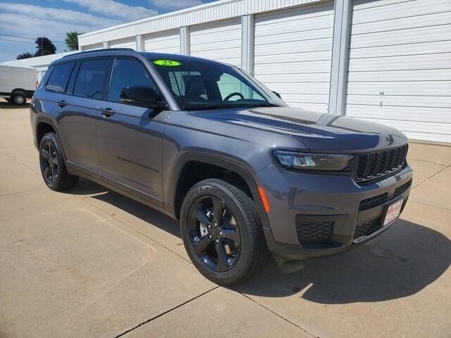 new 2025 Jeep Grand Cherokee L car, priced at $46,712
