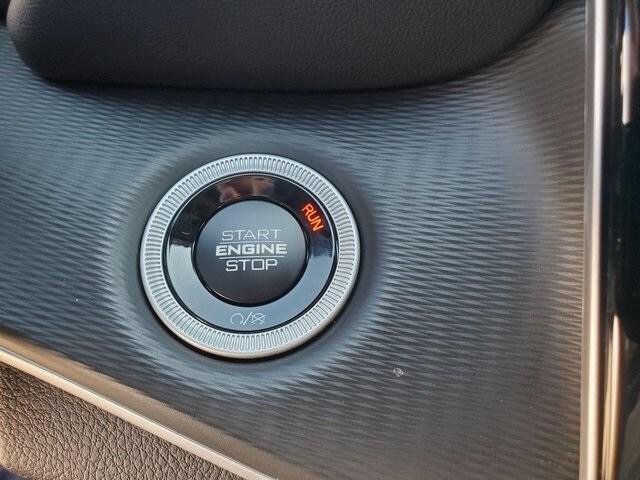 new 2025 Jeep Grand Cherokee L car, priced at $46,712