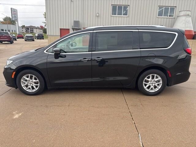 used 2021 Chrysler Pacifica car, priced at $19,000
