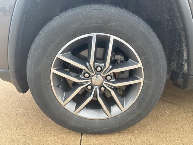 used 2018 Jeep Grand Cherokee car, priced at $15,000