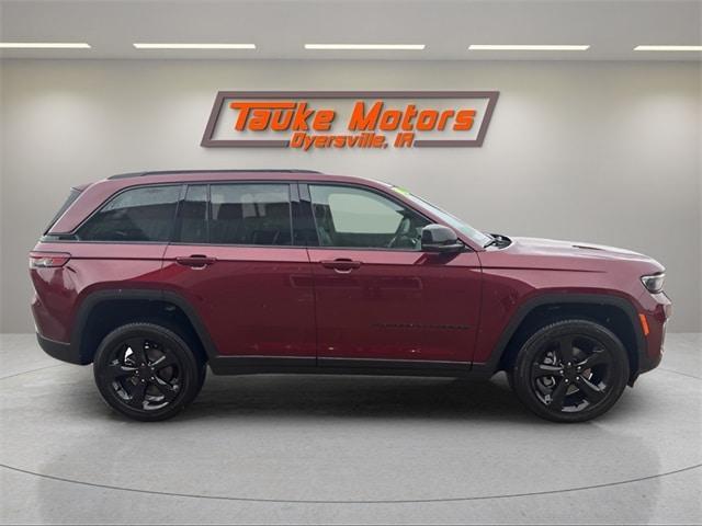 new 2025 Jeep Grand Cherokee car, priced at $45,120