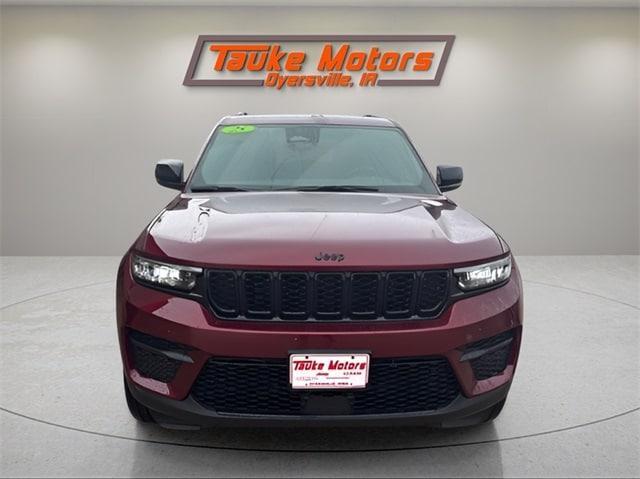 new 2025 Jeep Grand Cherokee car, priced at $45,120