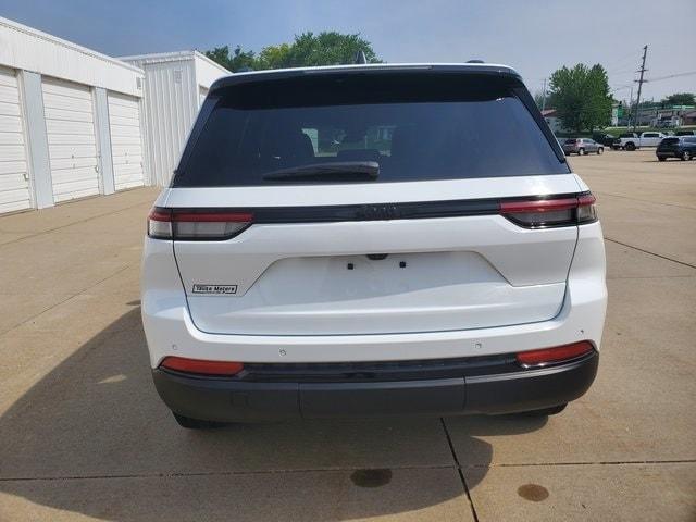 used 2024 Jeep Grand Cherokee car, priced at $31,000