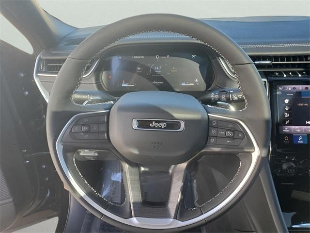 new 2025 Jeep Grand Cherokee car, priced at $51,380