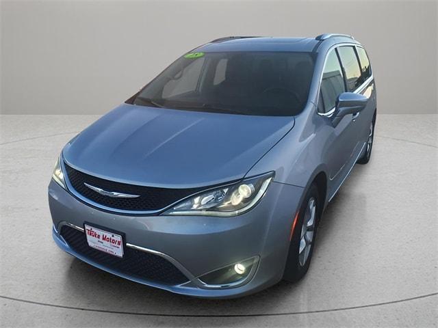 used 2018 Chrysler Pacifica car, priced at $18,500