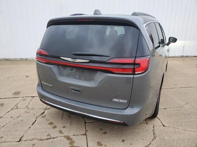 used 2022 Chrysler Pacifica car, priced at $27,000