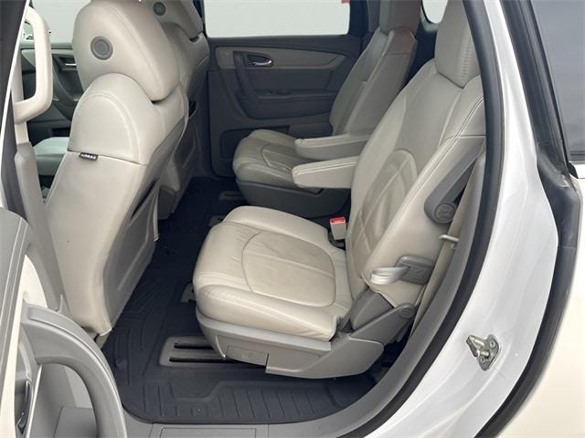 used 2016 Chevrolet Traverse car, priced at $9,000