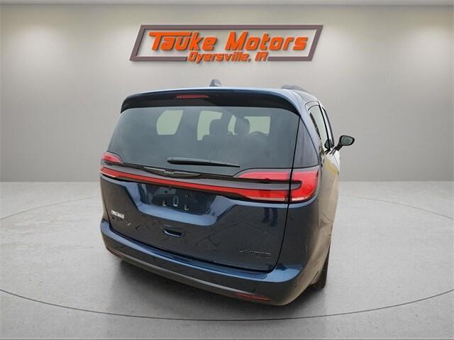 new 2025 Chrysler Pacifica car, priced at $55,860