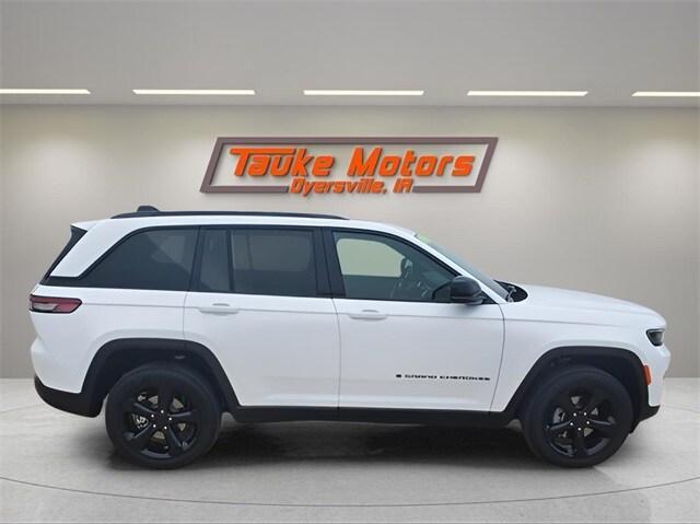 new 2025 Jeep Grand Cherokee car, priced at $46,075