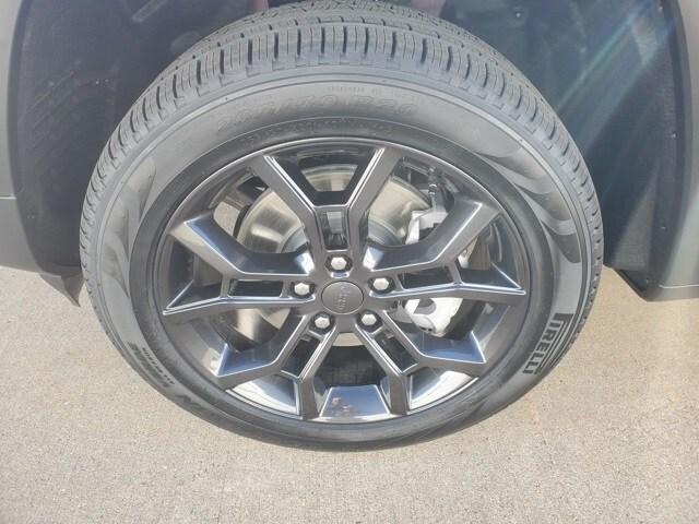 new 2025 Jeep Grand Cherokee L car, priced at $54,330