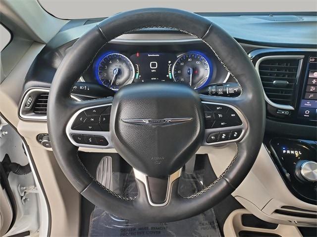 used 2022 Chrysler Pacifica car, priced at $24,000