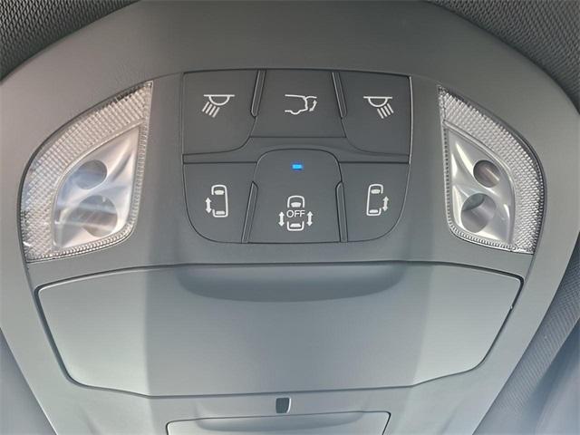 new 2025 Chrysler Pacifica car, priced at $41,752
