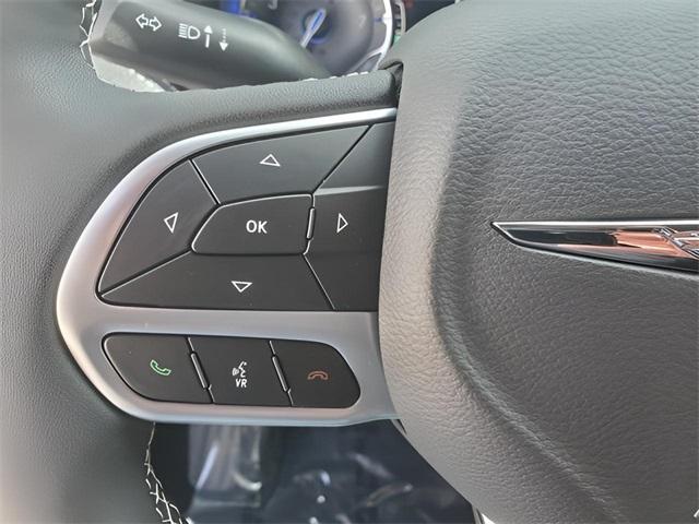 new 2025 Chrysler Pacifica car, priced at $41,752