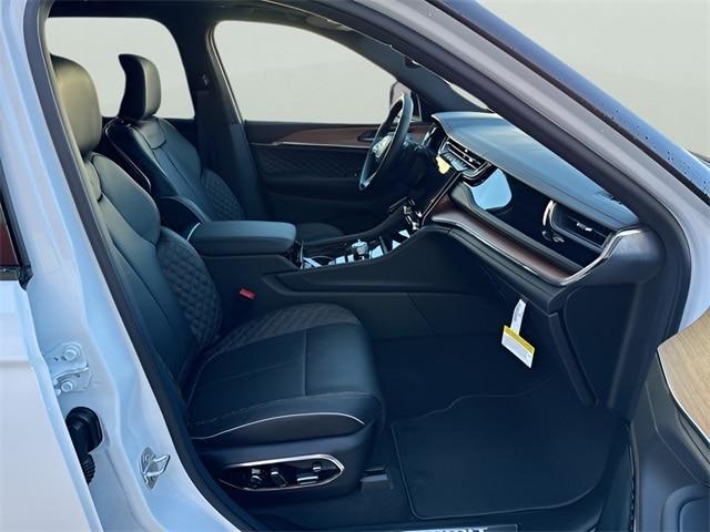 new 2025 Jeep Grand Cherokee L car, priced at $65,440