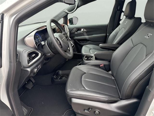 new 2026 Chrysler Pacifica car, priced at $47,805