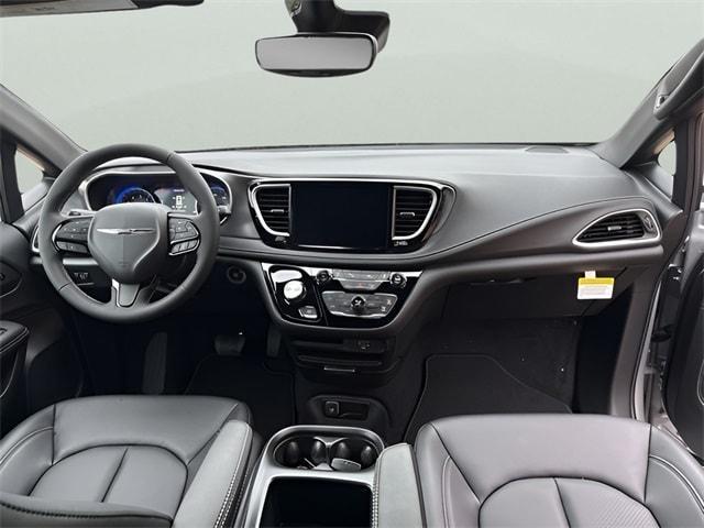 new 2026 Chrysler Pacifica car, priced at $47,805