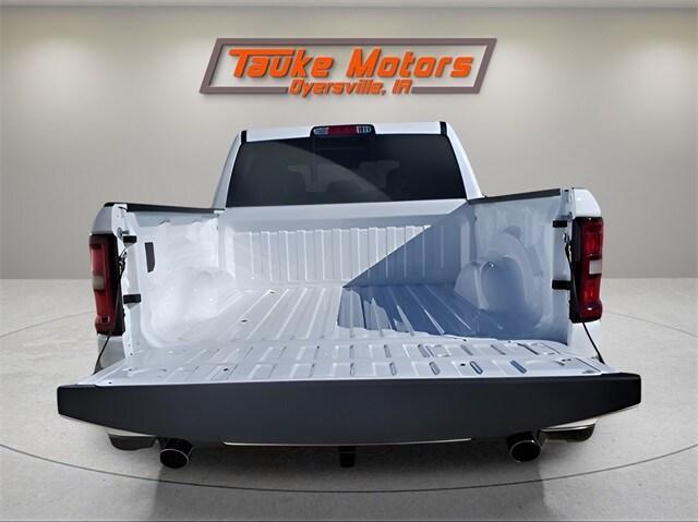 new 2025 Ram 1500 car, priced at $62,621