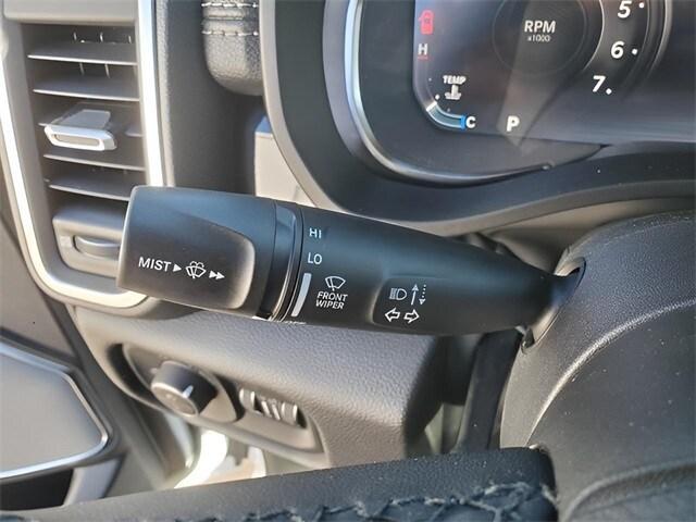 new 2025 Ram 1500 car, priced at $62,621