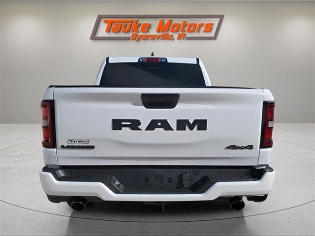 new 2025 Ram 1500 car, priced at $62,621