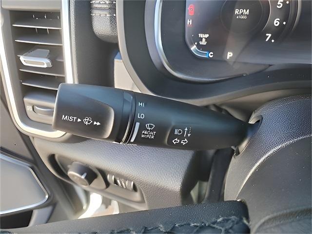 new 2025 Ram 1500 car, priced at $62,621