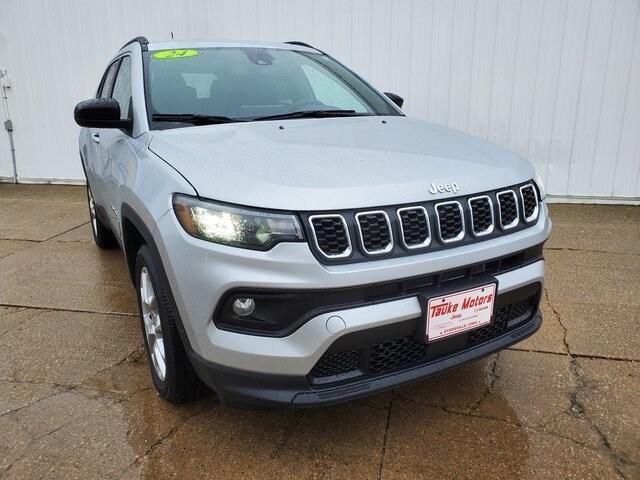 new 2024 Jeep Compass car, priced at $33,085