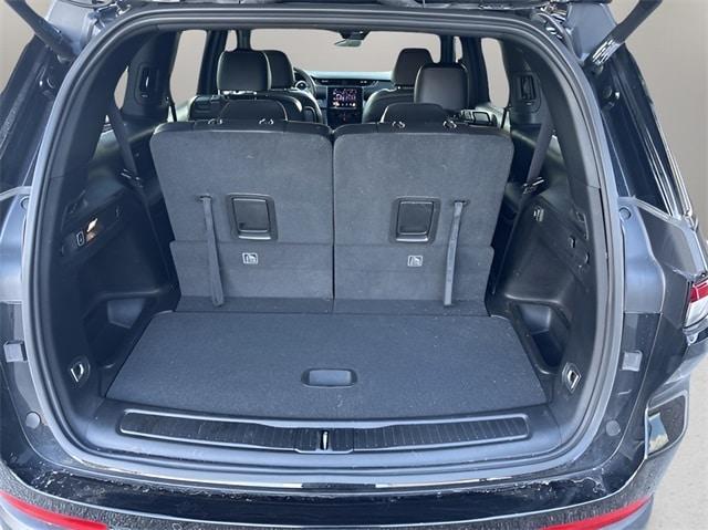 used 2025 Jeep Grand Cherokee L car, priced at $39,000