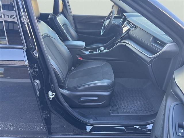 used 2025 Jeep Grand Cherokee L car, priced at $39,000