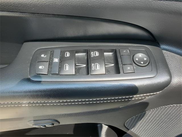 used 2015 Jeep Grand Cherokee car, priced at $11,000