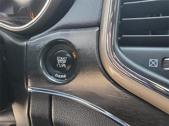 used 2015 Jeep Grand Cherokee car, priced at $11,000