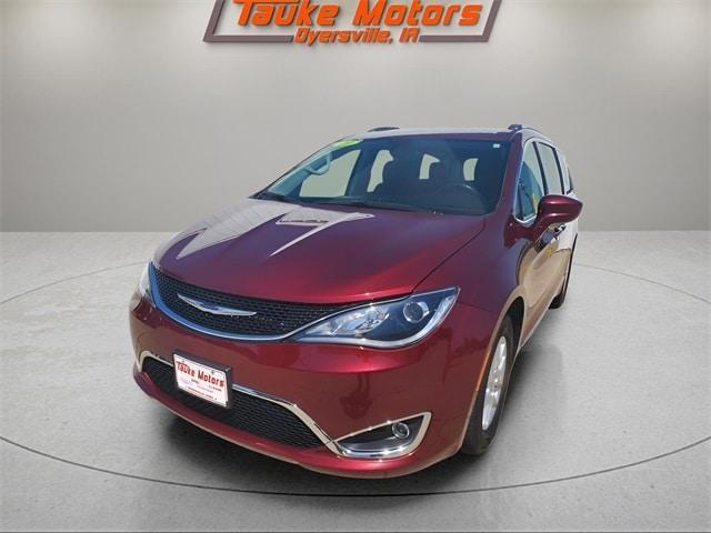 used 2020 Chrysler Pacifica car, priced at $21,000