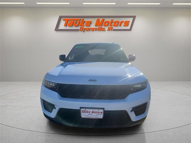 new 2025 Jeep Grand Cherokee car, priced at $52,385