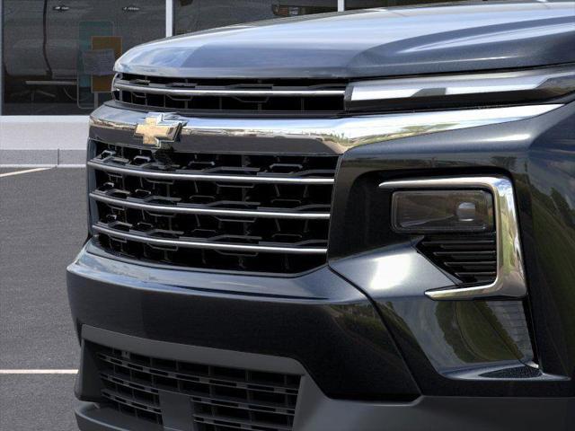 new 2025 Chevrolet Traverse car, priced at $41,017
