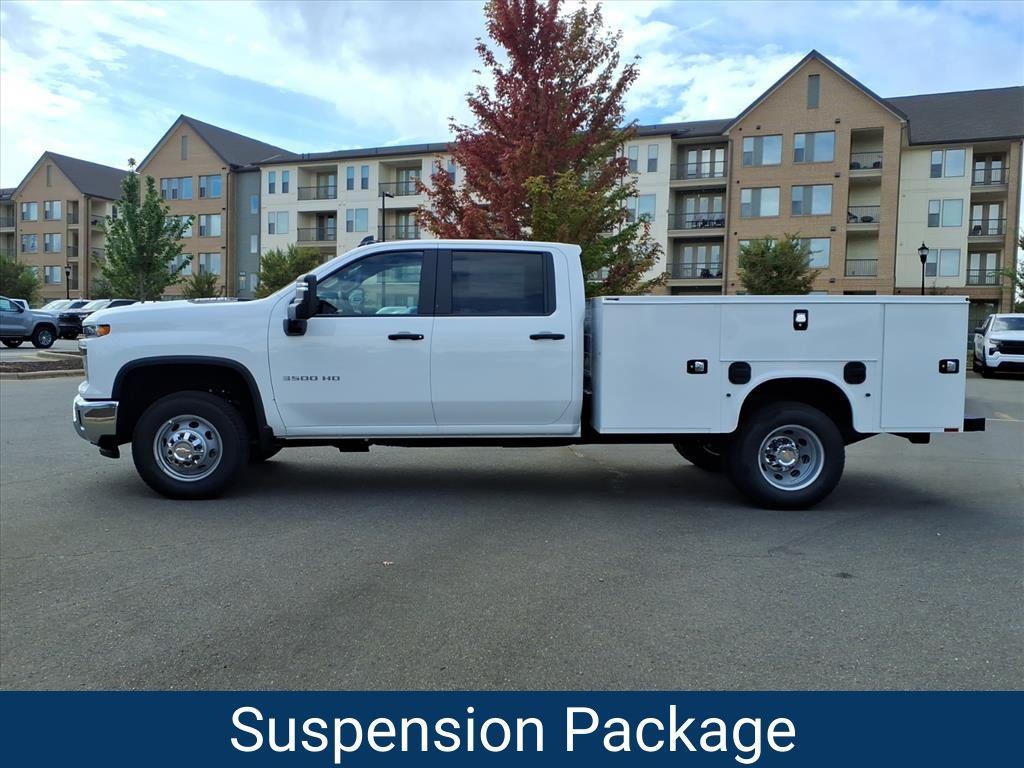 new 2025 Chevrolet Silverado 3500 car, priced at $53,826