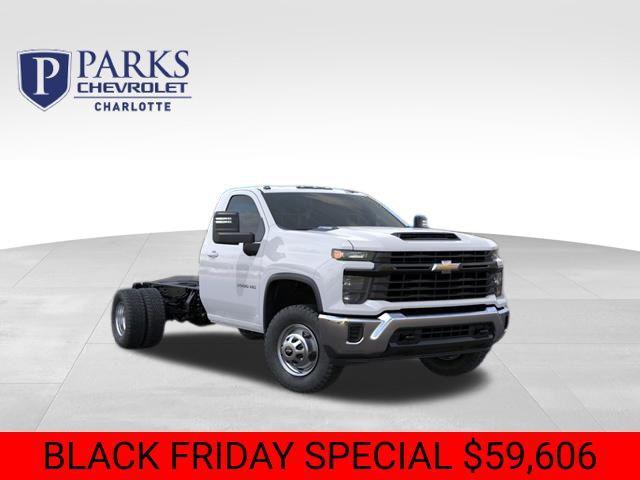 new 2025 Chevrolet Silverado 3500 car, priced at $59,606