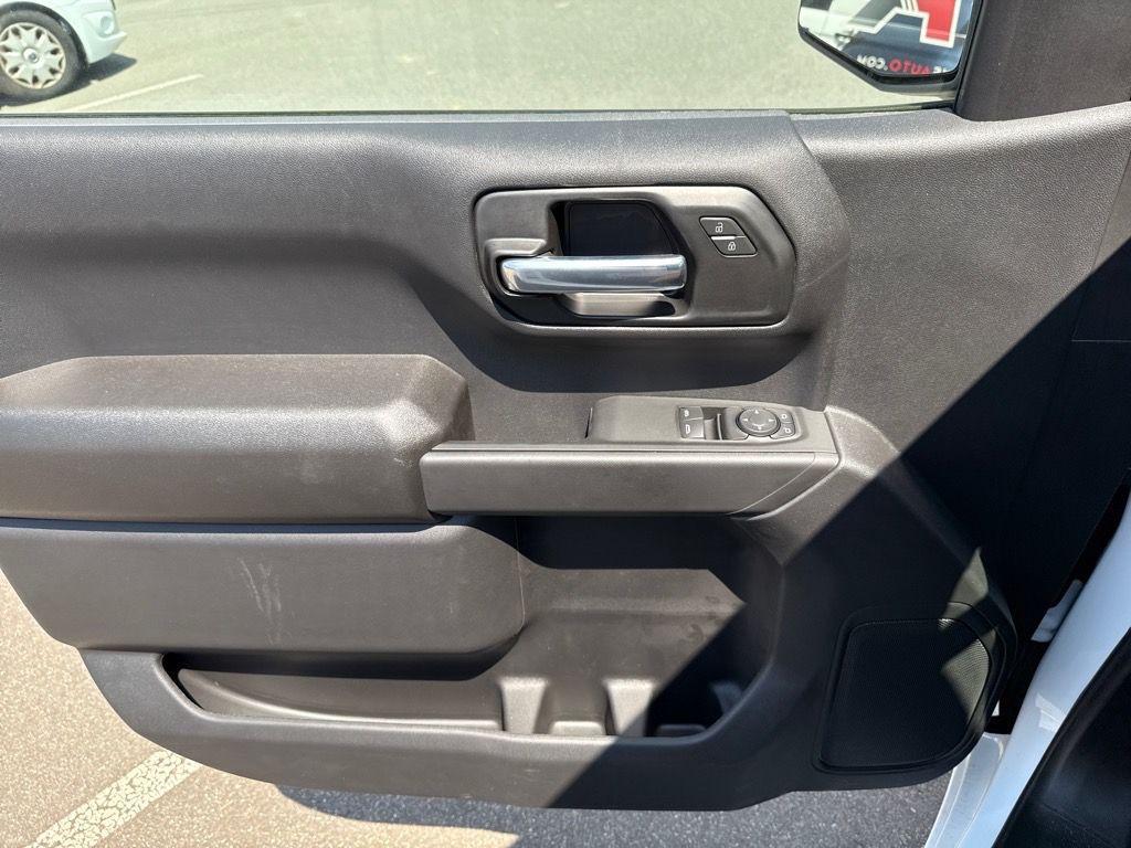 new 2025 Chevrolet Silverado 1500 car, priced at $38,630