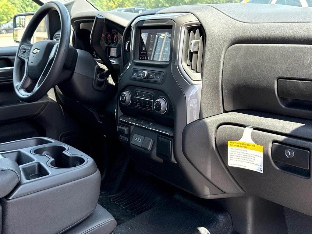 new 2025 Chevrolet Silverado 1500 car, priced at $40,130