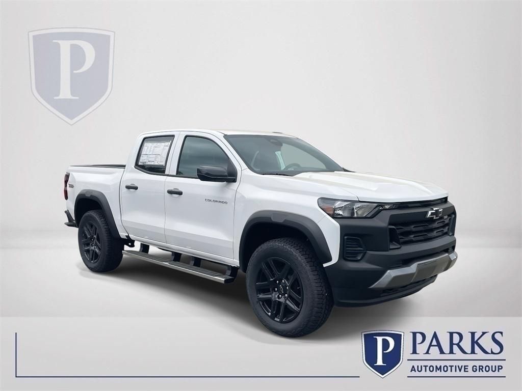 new 2025 Chevrolet Colorado car, priced at $42,142