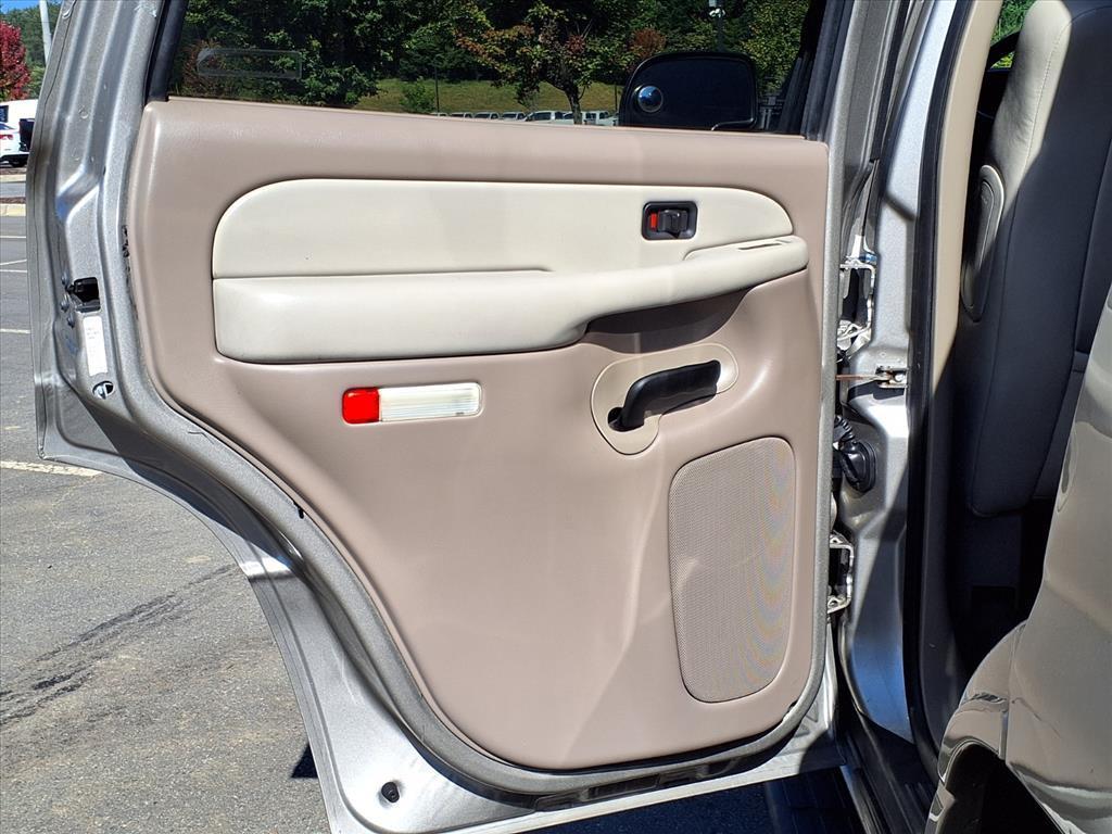 used 2001 Chevrolet Tahoe car, priced at $6,000