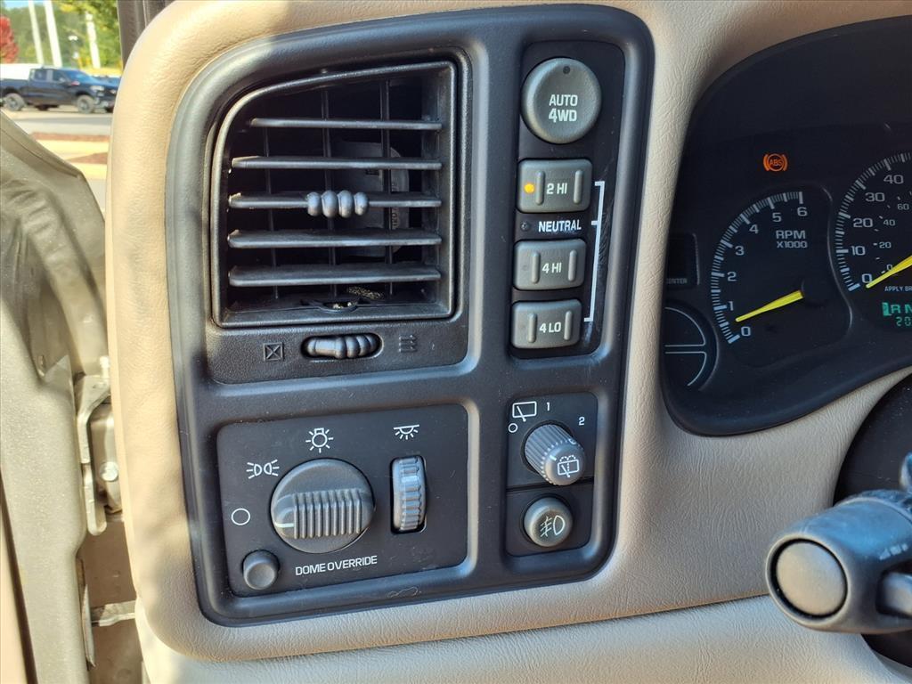 used 2001 Chevrolet Tahoe car, priced at $6,000
