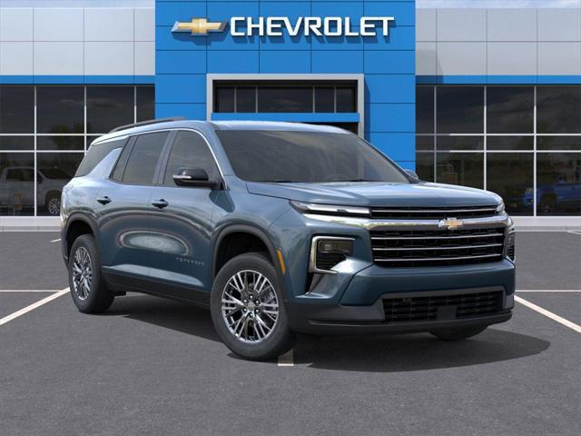 new 2025 Chevrolet Traverse car, priced at $42,017
